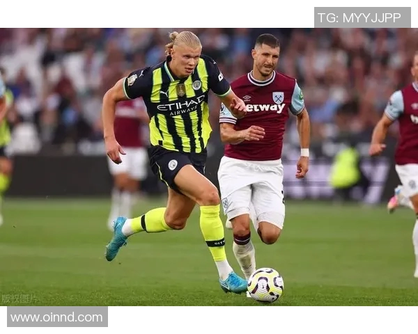 哈兰德再显神威上演帽子戏法助球队夺冠精彩瞬间回顾 哈兰德再显神威上演帽子戏法助球队夺冠精彩瞬间回顾